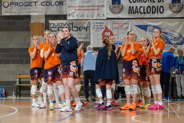 Copertina di B2F - AMICHEVOLE PROMOBALL - BRESCIA VOLLEY